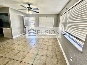 Building Photo - 400 NW 65th Ave