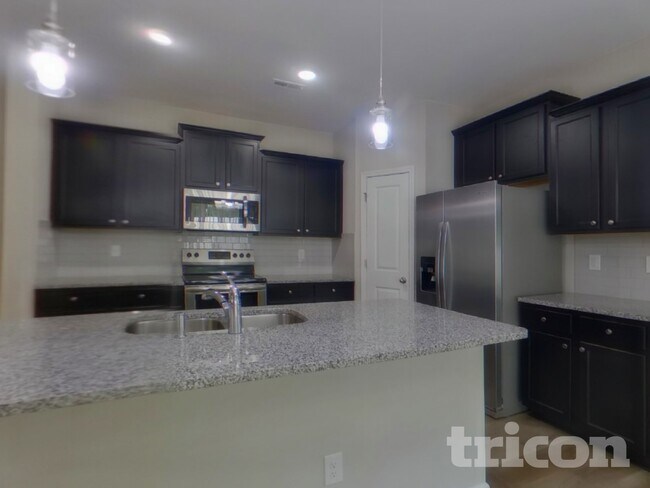 Foto del edificio - 213 Spring Knoll Dr