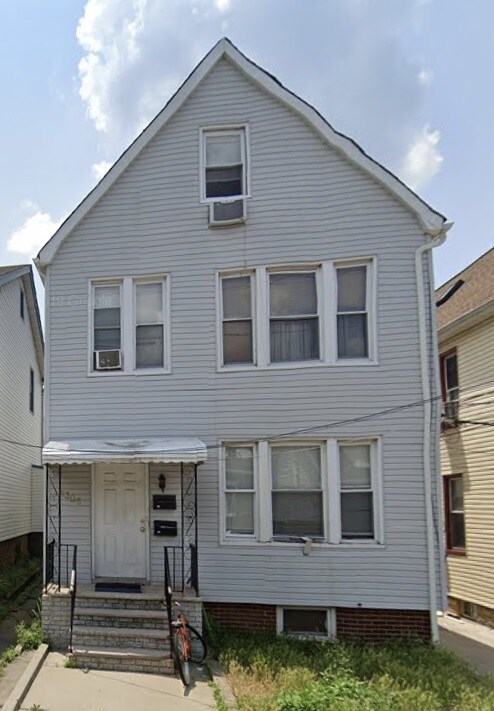 Primary Photo - 1305 83rd St