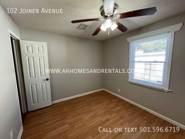 Foto del edificio - 102 Joiner Ave