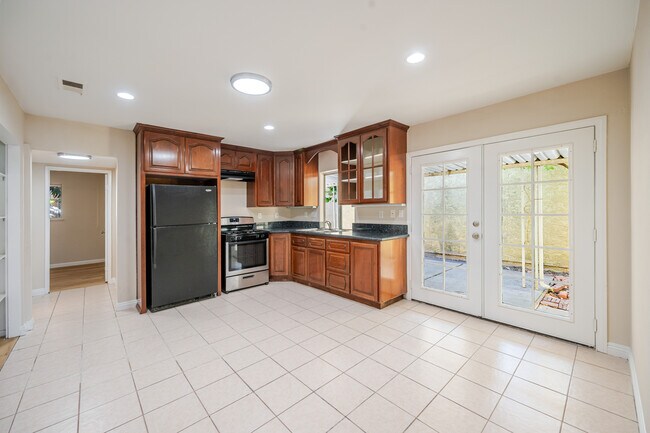 Foto del edificio - 266 Avenida de Suerte