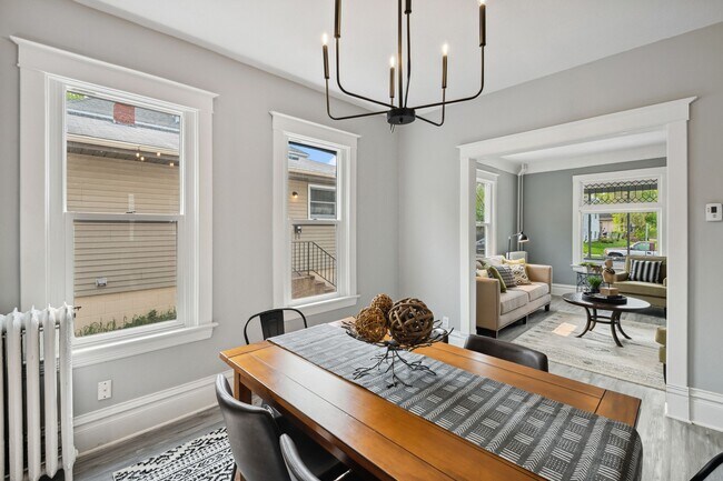 Dining/ Living Room - 797 Iglehart Ave