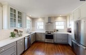 Primary Photo - 124 Moraga Ave
