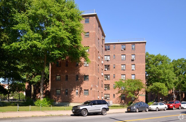 Pelham Parkway Houses Apartments Bronx, NY