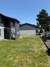 Building Photo - 3805 NE 152nd Ave
