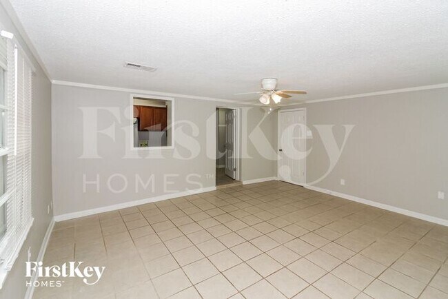 Building Photo - 4695 Quince Road