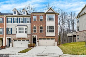 Building Photo - 13914 Fox Hill Rd