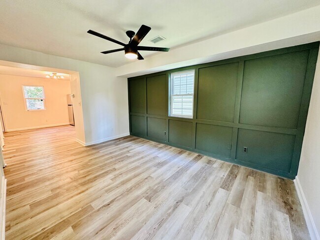 Building Photo - Completely renovated 3BR house in Shelby P...