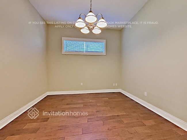 Building Photo - 852 Lakeworth Cir