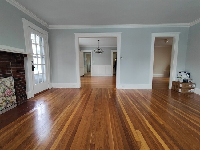 Foto del edificio - 6 Wiley Rd
