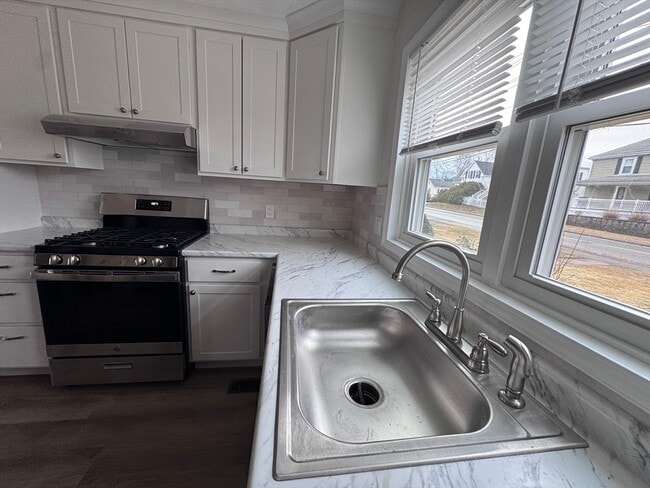 Foto del edificio - 168 Pine St