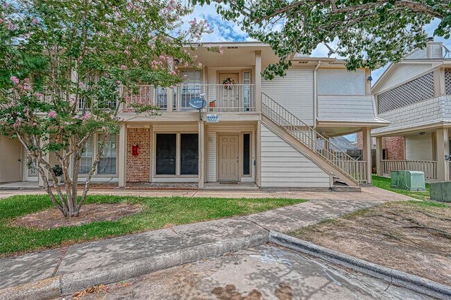Foto del edificio - 11503 Meadow Ln