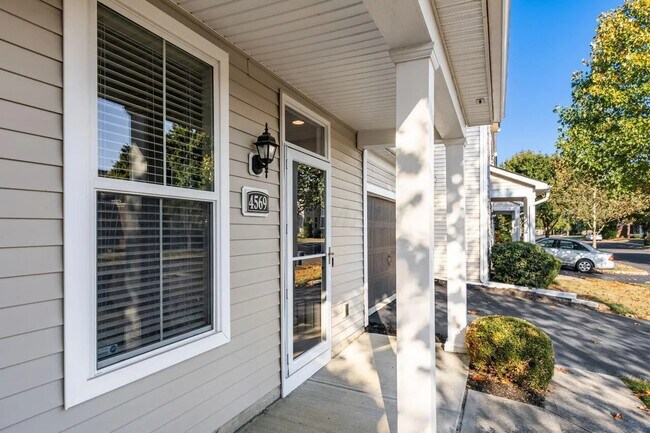 Building Photo - 4569 Tremont Club Dr