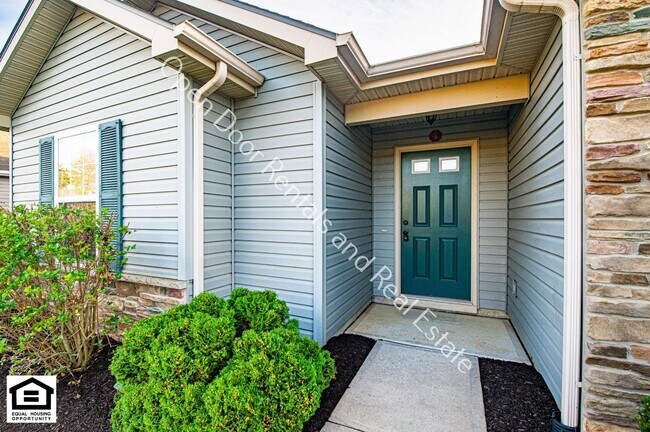 Building Photo - 12595 Shearwater Run