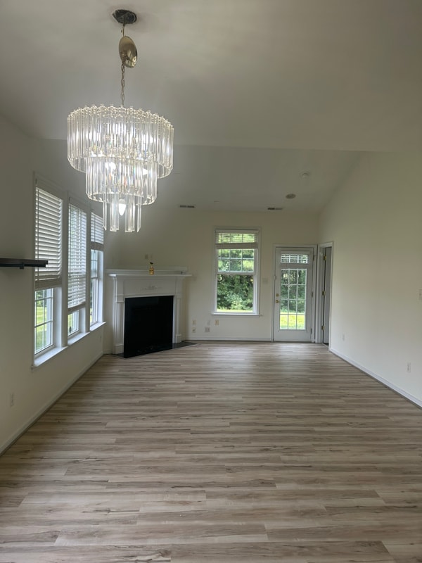Building Photo - 871 Parkland Pl