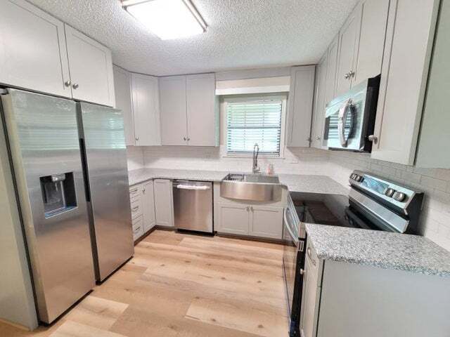 Foto del edificio - 2311 Evergreen St