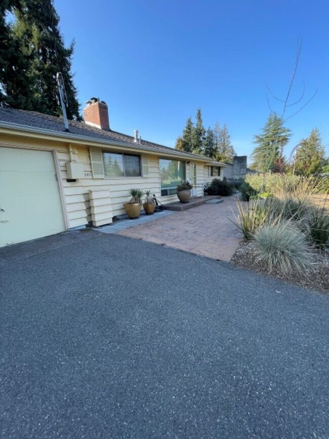 Foto del edificio - 3Bd/1.75Ba Shoreline House
