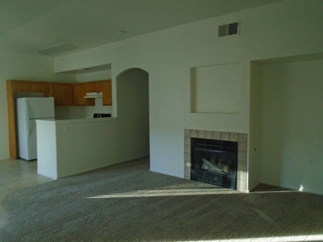 Foto del edificio - 4318 Pebble Creek Dr
