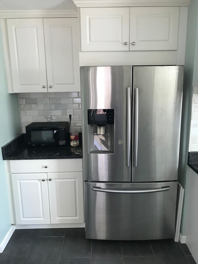 Foto del edificio - Updated Home in Radnor Township- Walking D...