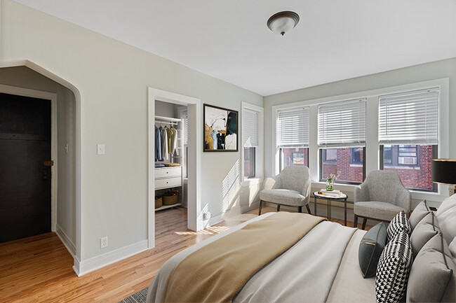 Building Photo - 4407 Wolcott