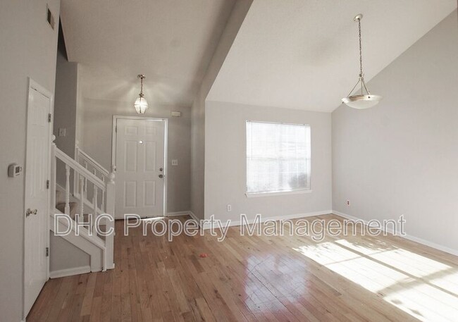 Foto del edificio - 5514 Lofwood Ln