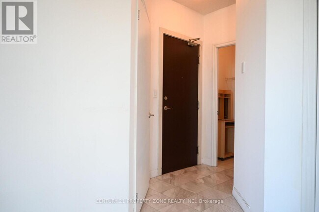 Photo du bâtiment - 1359 Rathburn Rd E