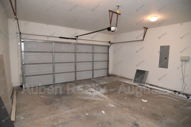 Building Photo - 1707 Dunmore Ave