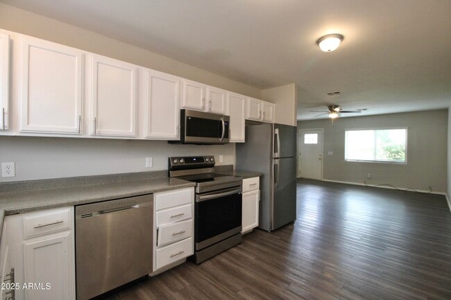 Foto del edificio - 1732 W Maricopa St