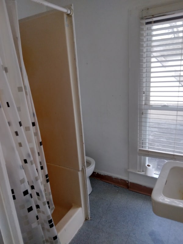 Building Photo - 6220 Brooklyn Rd