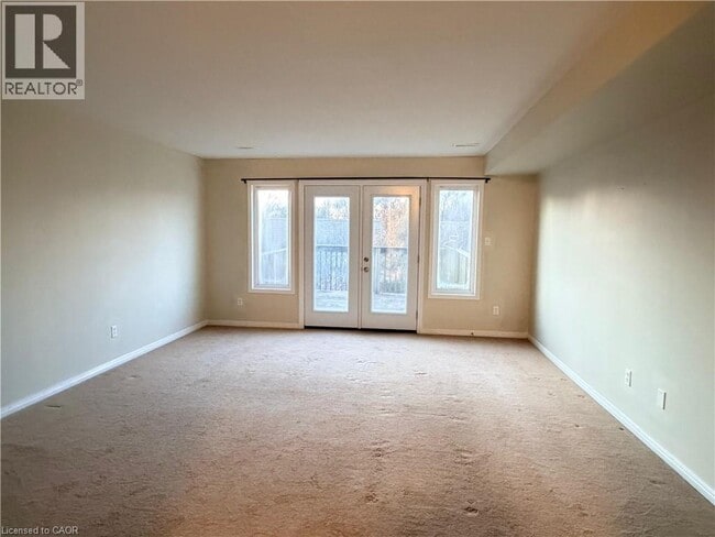 Building Photo - 50 Howe Dr