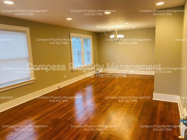 Foto del edificio - 1462 Walker Ave NW