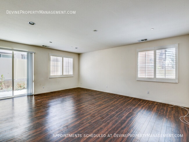 Foto del edificio - 728 Huron Pl