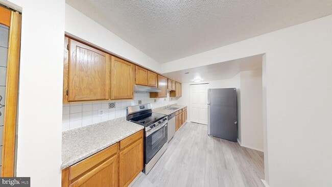 Building Photo - 7197 Cimarron Ct