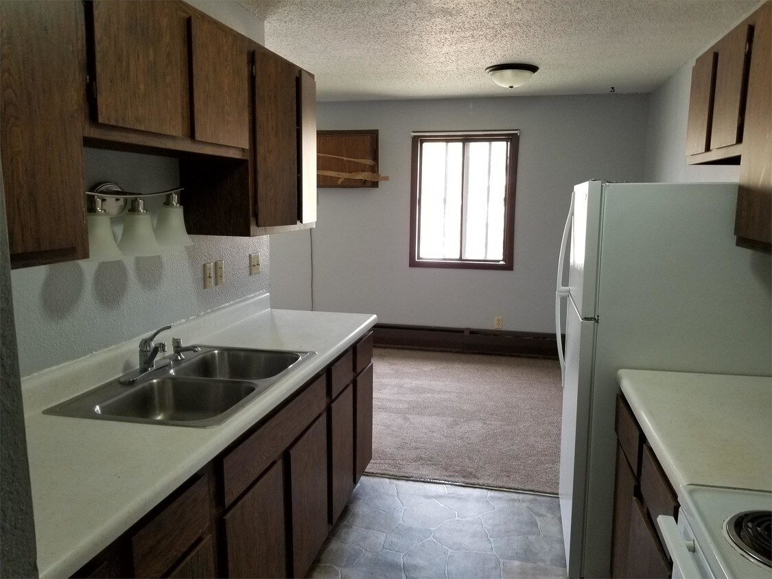 Foto principal - 505 Village Dr