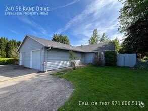 Building Photo - 240 SE Kane Dr