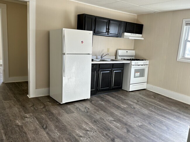 Foto del edificio - 321 W Hillside Dr