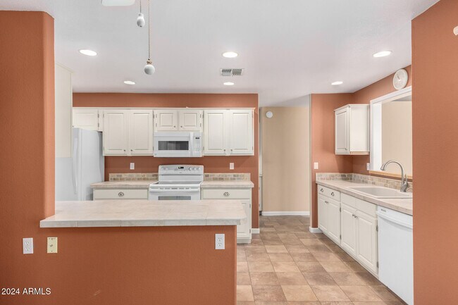 Foto del edificio - 14237 E Ashbrook Dr