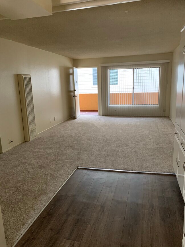 Foto del edificio - 3530 Emerald St