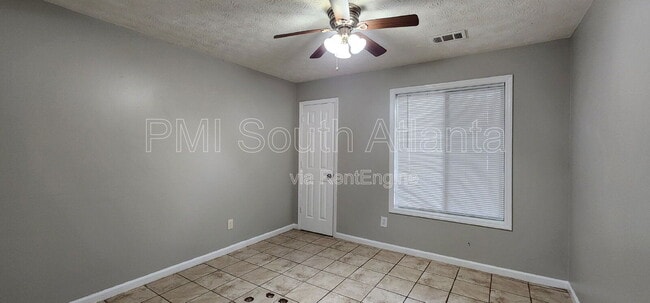 Building Photo - 107 Spring Ct