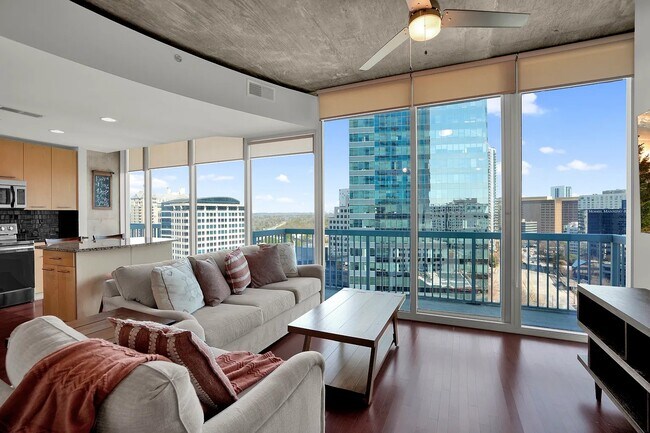 Foto del edificio - 3324 Peachtree Rd NE