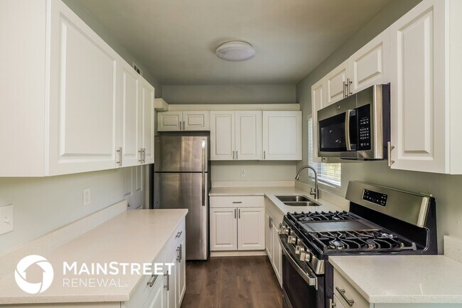 Foto del edificio - 107 Quintard Ave