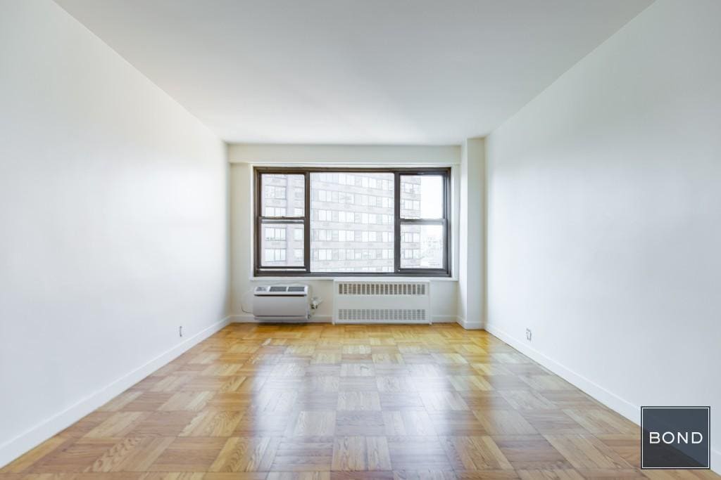 Primary Photo - 145 Fourth Avenue