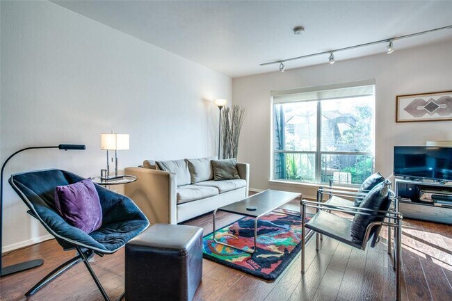 Foto del edificio - 4112 Bowser Avenue Unit #208, Dallas, Texa...
