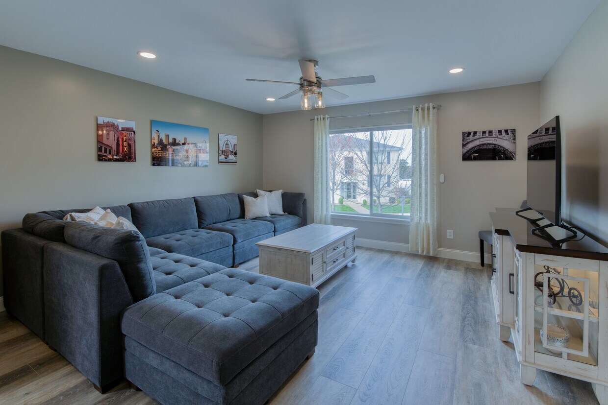 Living Room - 10022 Chardin Way