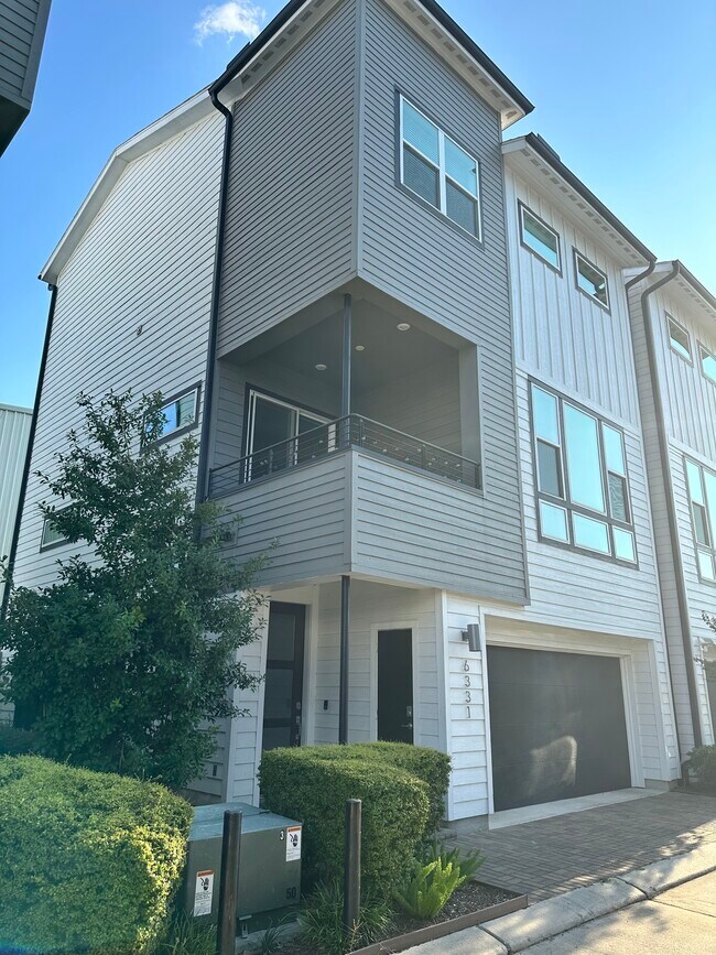 Building Photo - 6331 Timbergrove Gardens Ln
