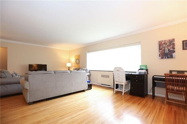 Foto del edificio - 2640 Highland Ave