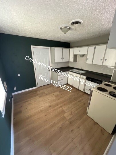 Foto del edificio - 4919 S Parker St