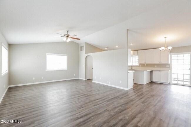 Building Photo - 740 S Stardust Ln