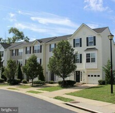 Building Photo - 10039 Gander Ct