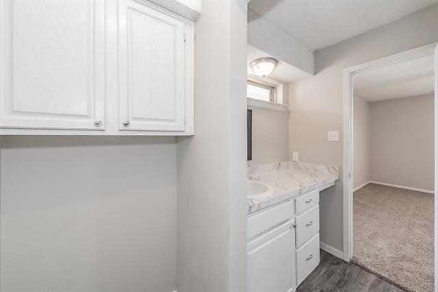 Building Photo - 606 Hill City Dr